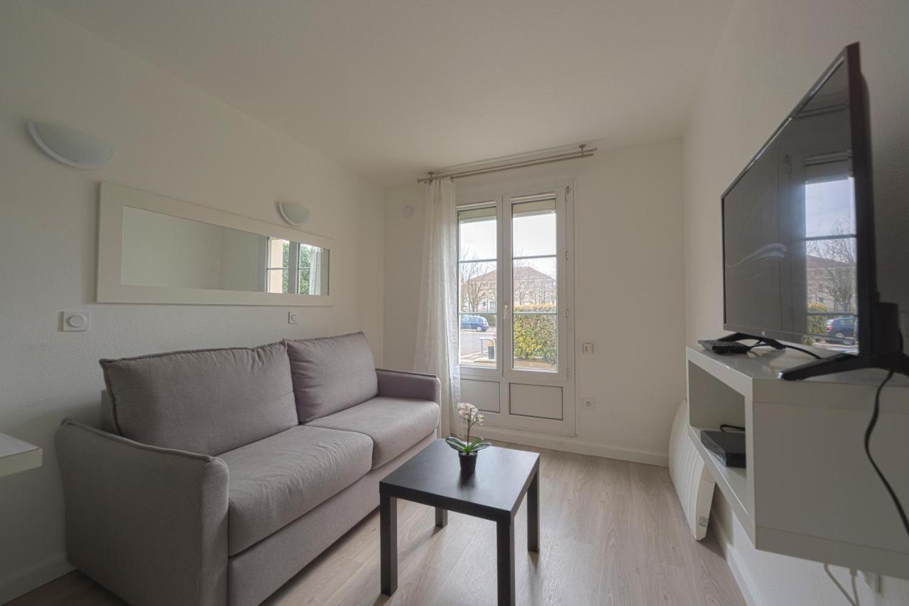 Studio Cosy 2 Min Gare - 10 Min Bussy-Saint-Georges Exteriör bild